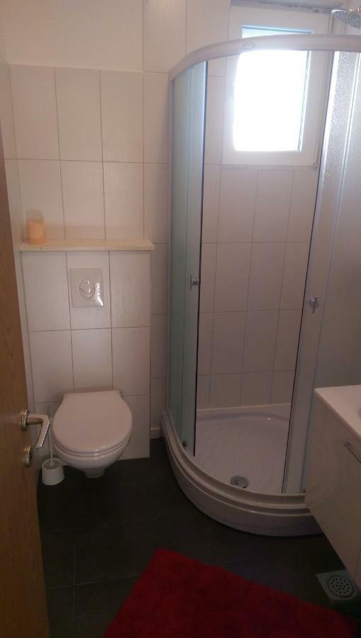 Apartmani Sandro Ivan Dolac Eksteriør billede